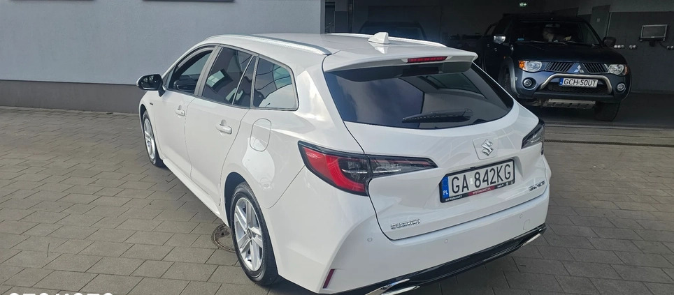 Suzuki Swace cena 126590 przebieg: 2600, rok produkcji 2023 z Gdynia małe 211